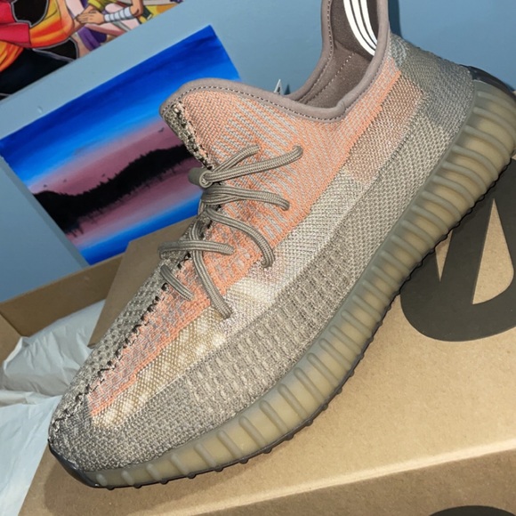 Yeezy 320 v2 Sant Taupe